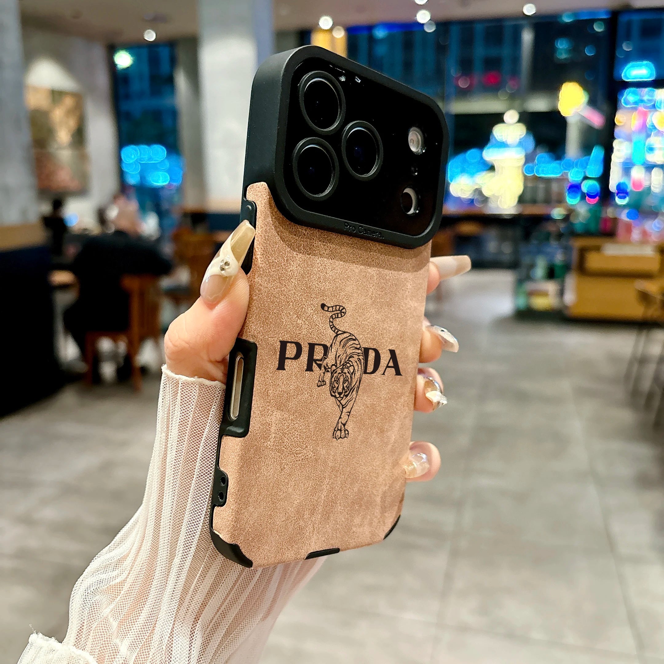 Microfiber Leather phone case for iphone 17 16 15 14 plus 13 12 11 pro max 16E cover Luxury funda Italy tiger streetwear cases