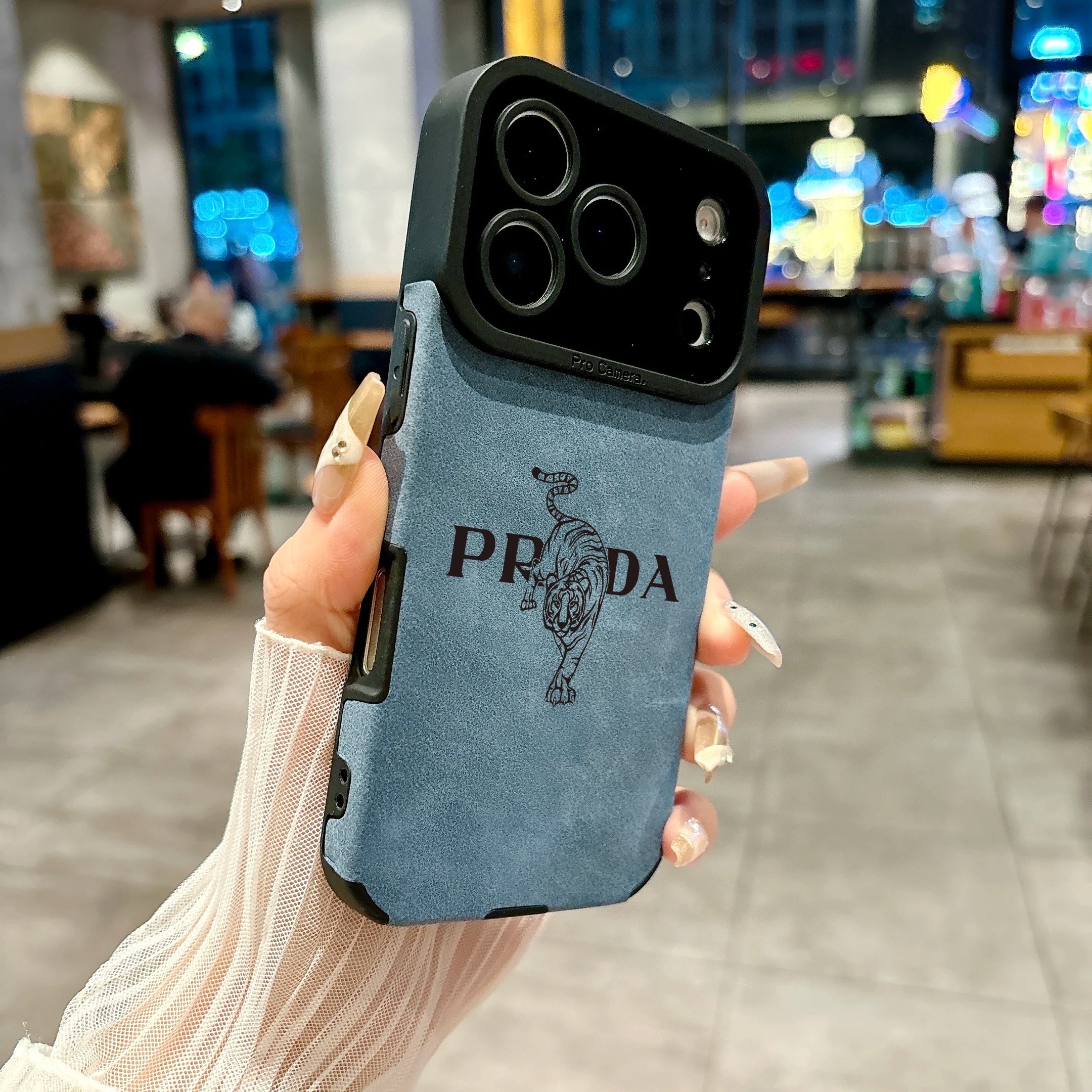 Microfiber Leather phone case for iphone 17 16 15 14 plus 13 12 11 pro max 16E cover Luxury funda Italy tiger streetwear cases